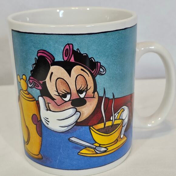 Disney Minnie Mouse XL Coffee Mug 24 oz - Picture 2 of 5